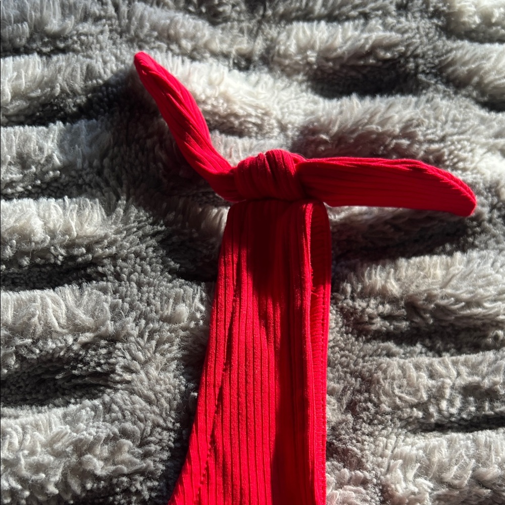 Elodie Vibrant Red Ribbed Top - Picture 4 of 7